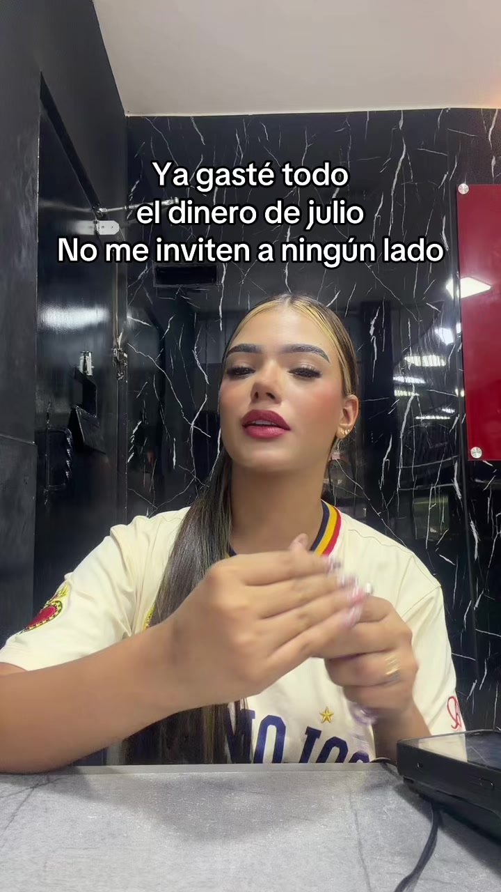@sarasuarez__