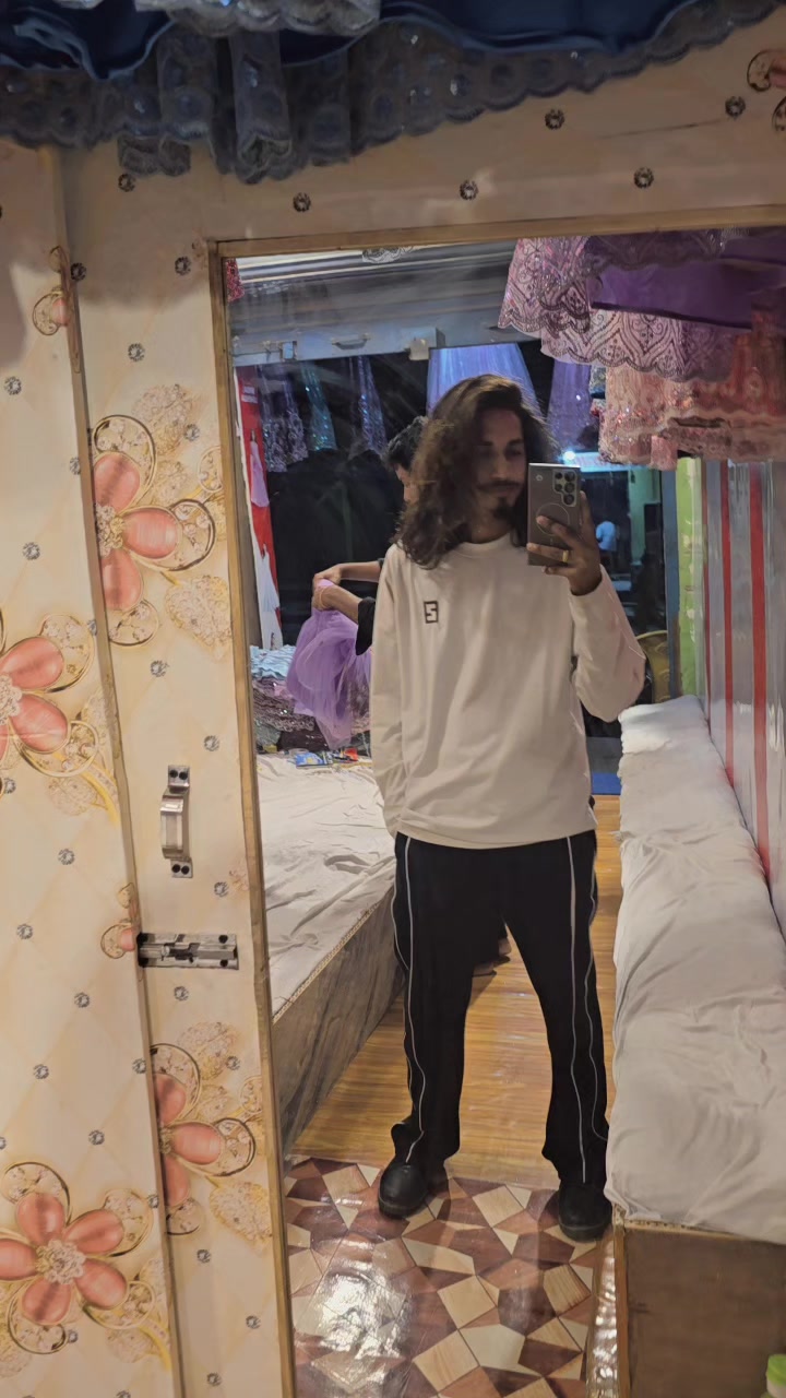 @F