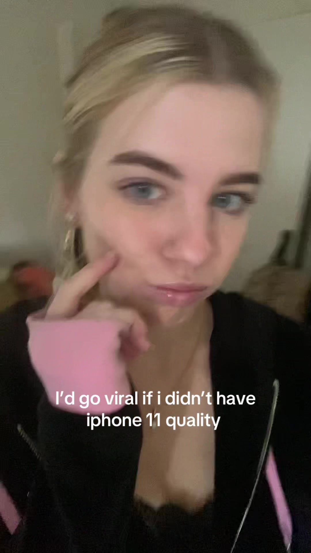 @lizzizbizz