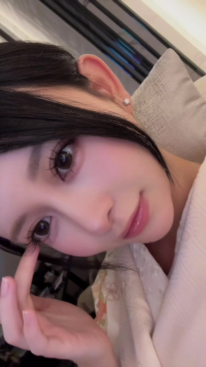 @ねこすし