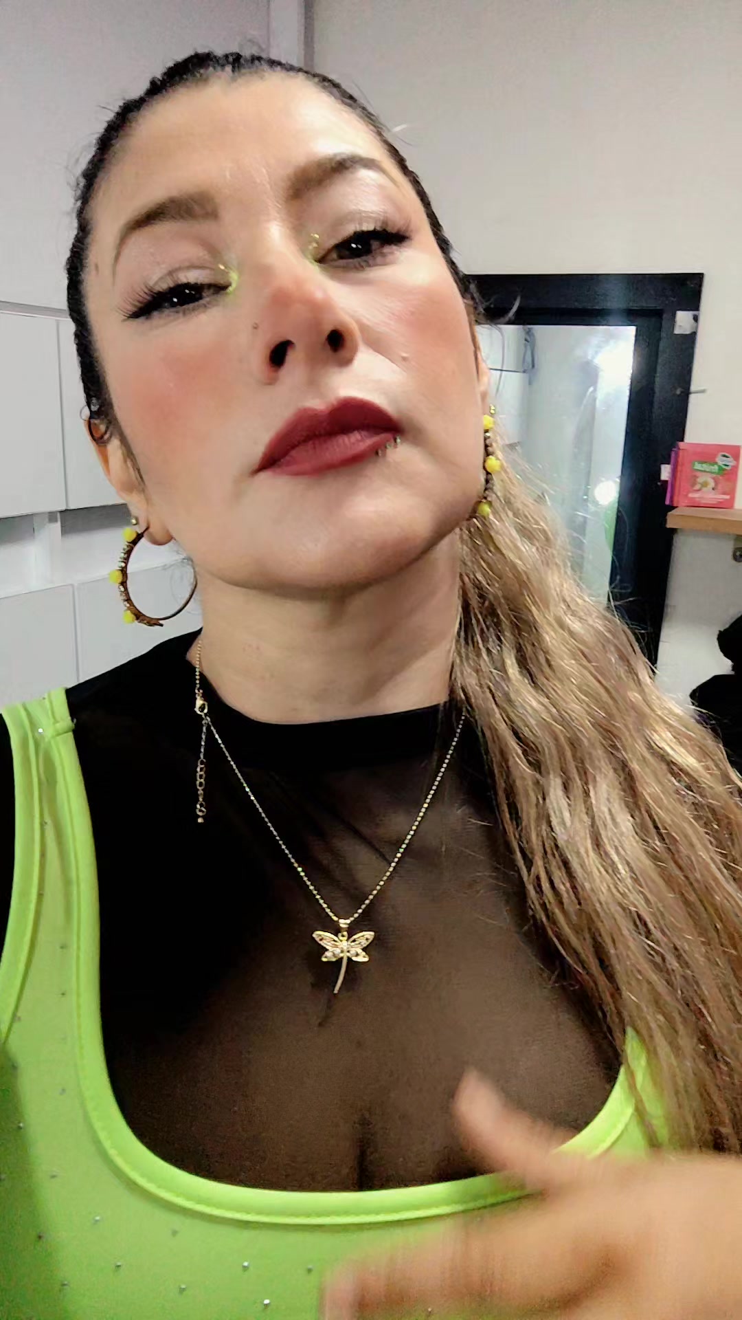 @Monica Mora