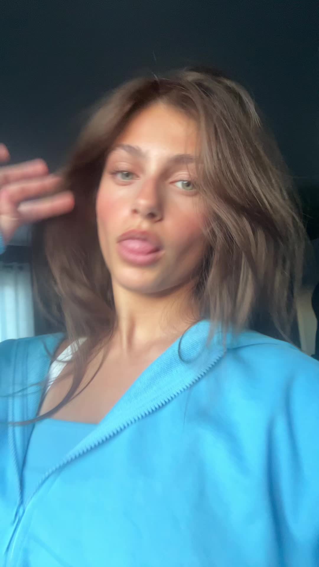 @niki