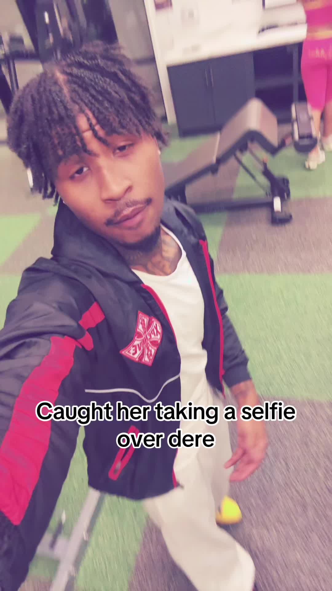 @famouscamm3