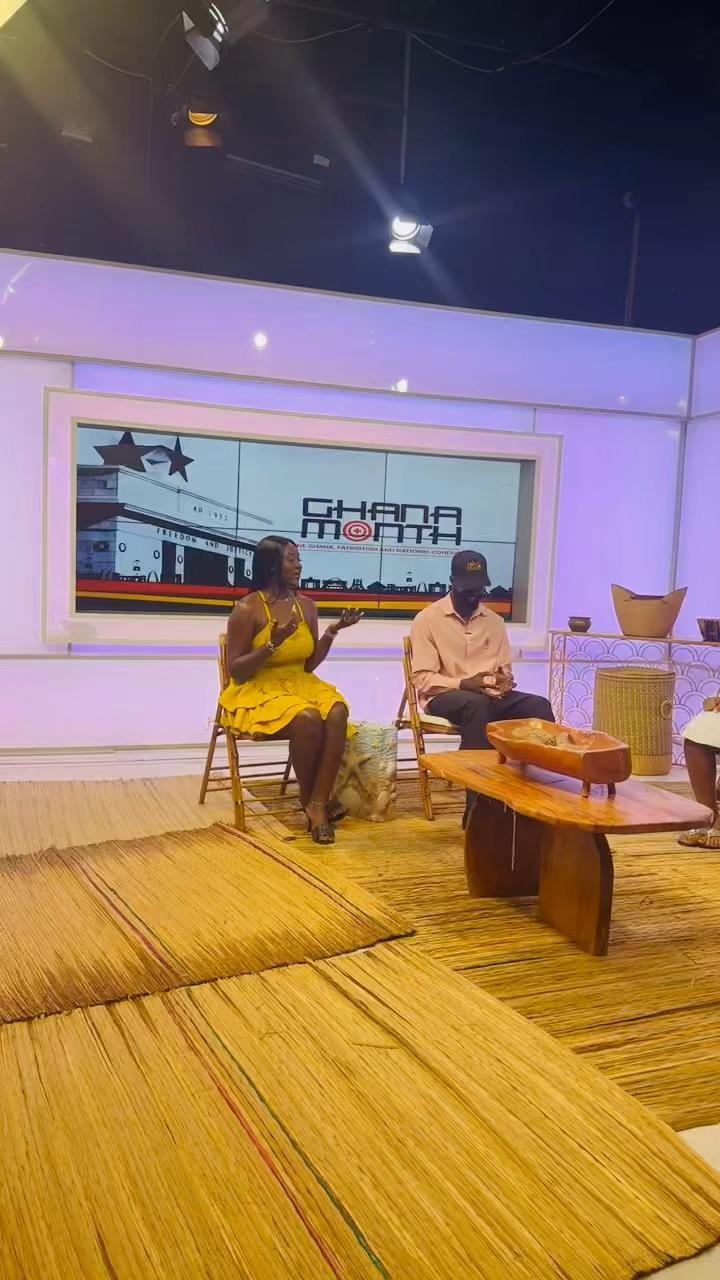 @Adjowablaq