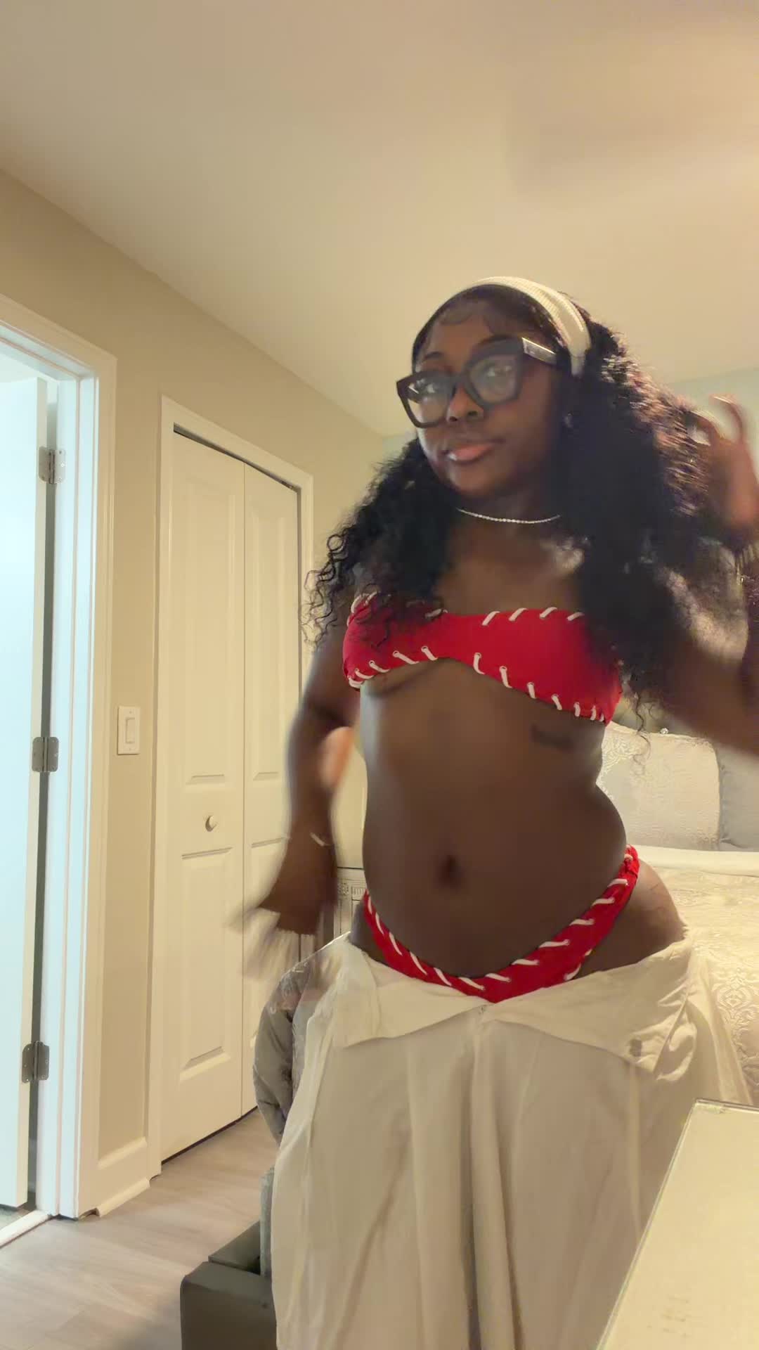 @💋