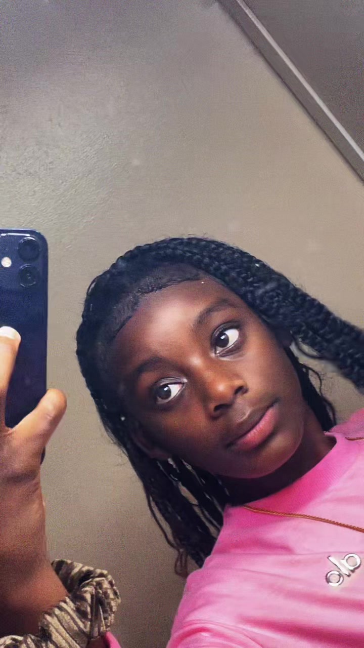 @_2exclusivekari💕🦋