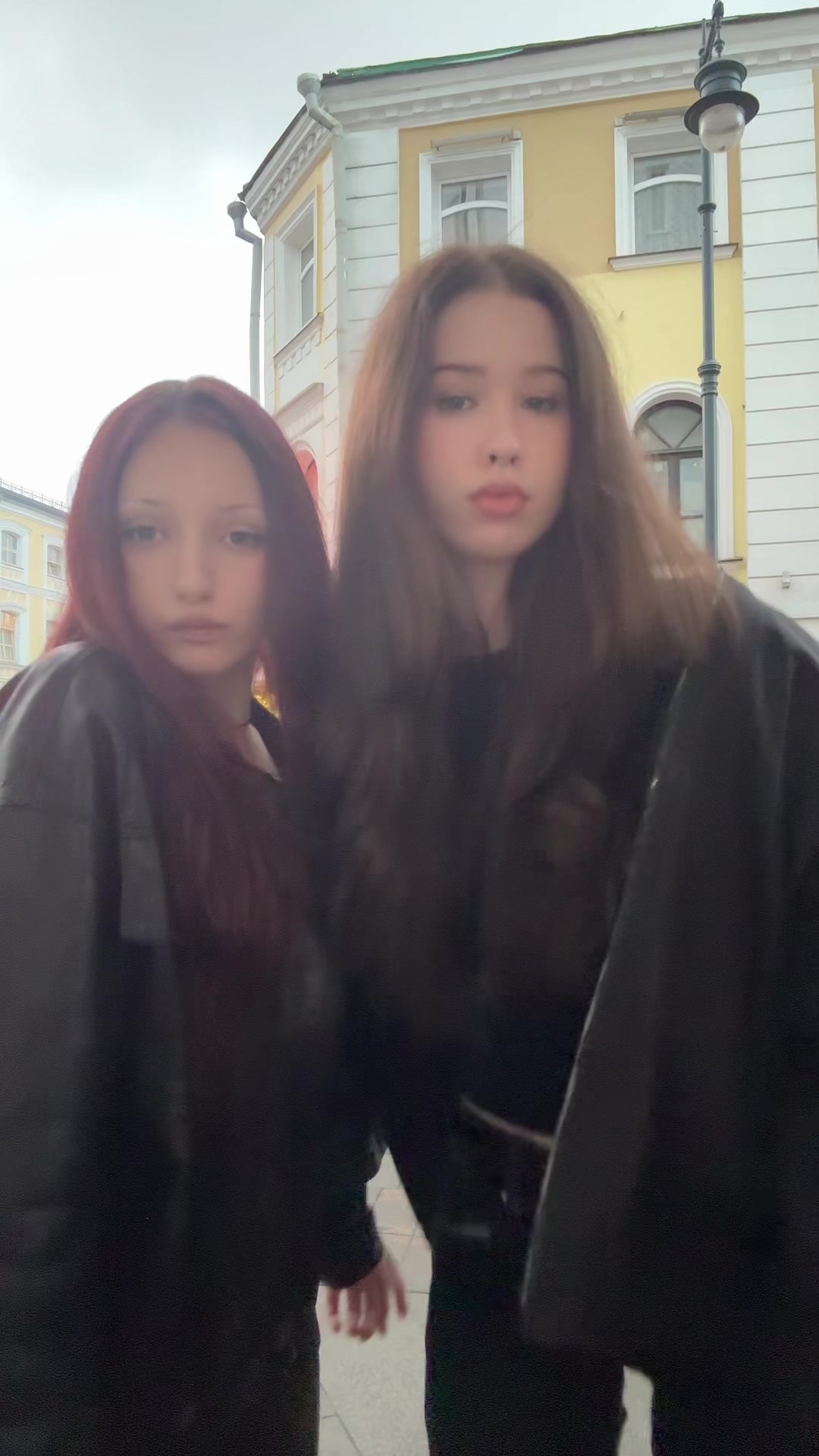 @меньше чем три