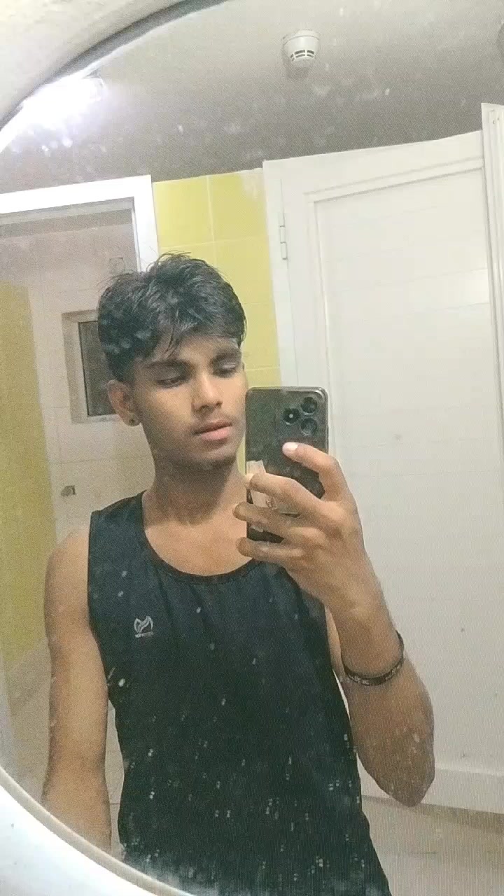 @👑BIRAT PATEL◉‿◉🤫