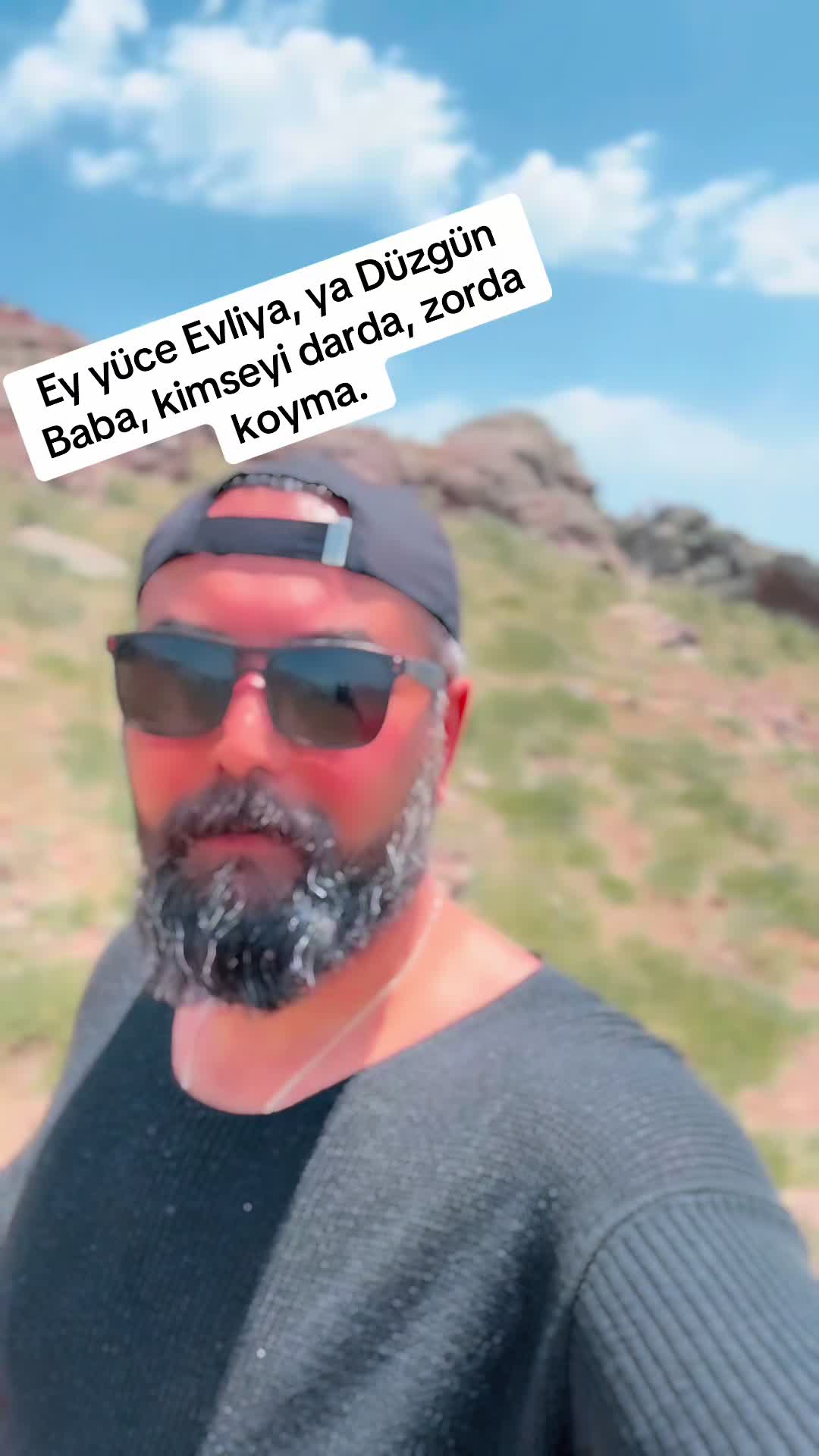 @&Ouml;zkan &Uuml;z&uuml;m