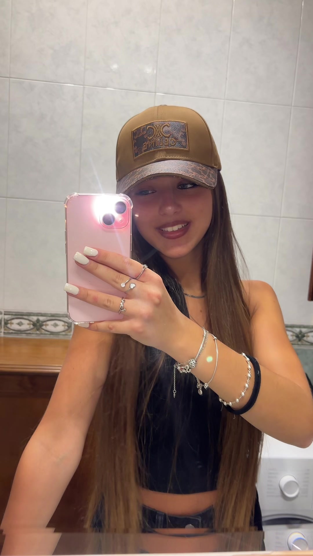 @serena_cerella_