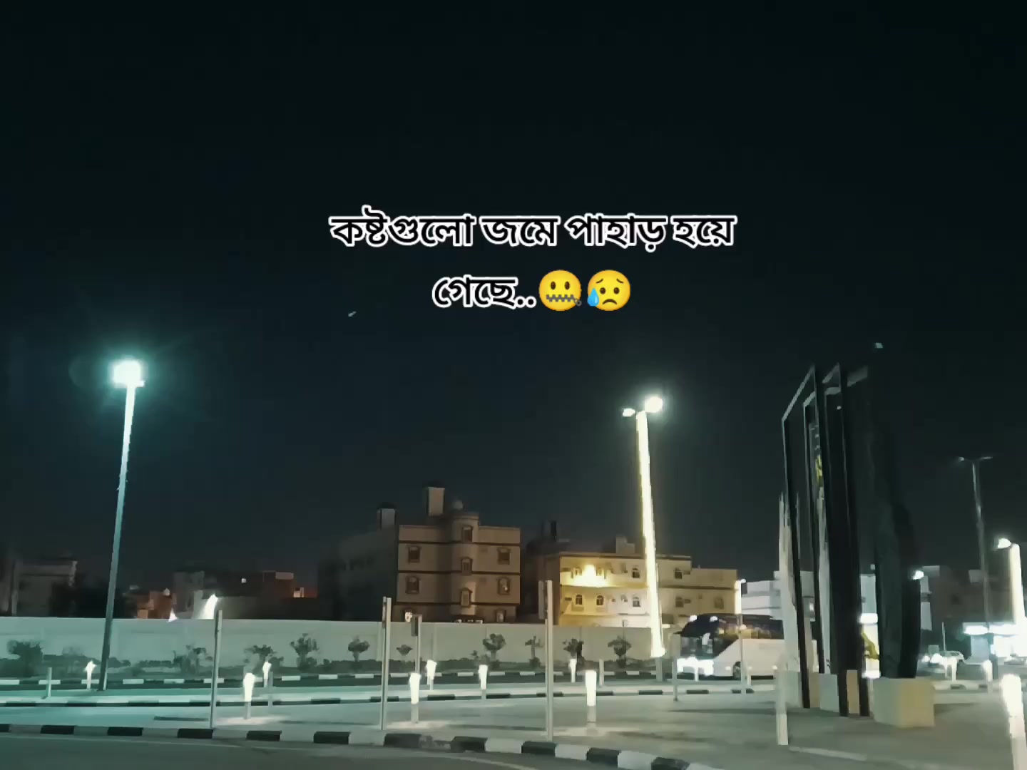 @আধারী
