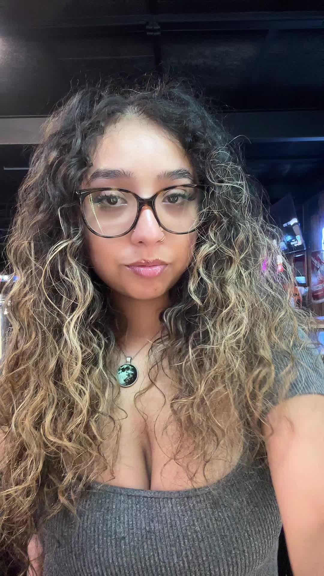 @raaaelene