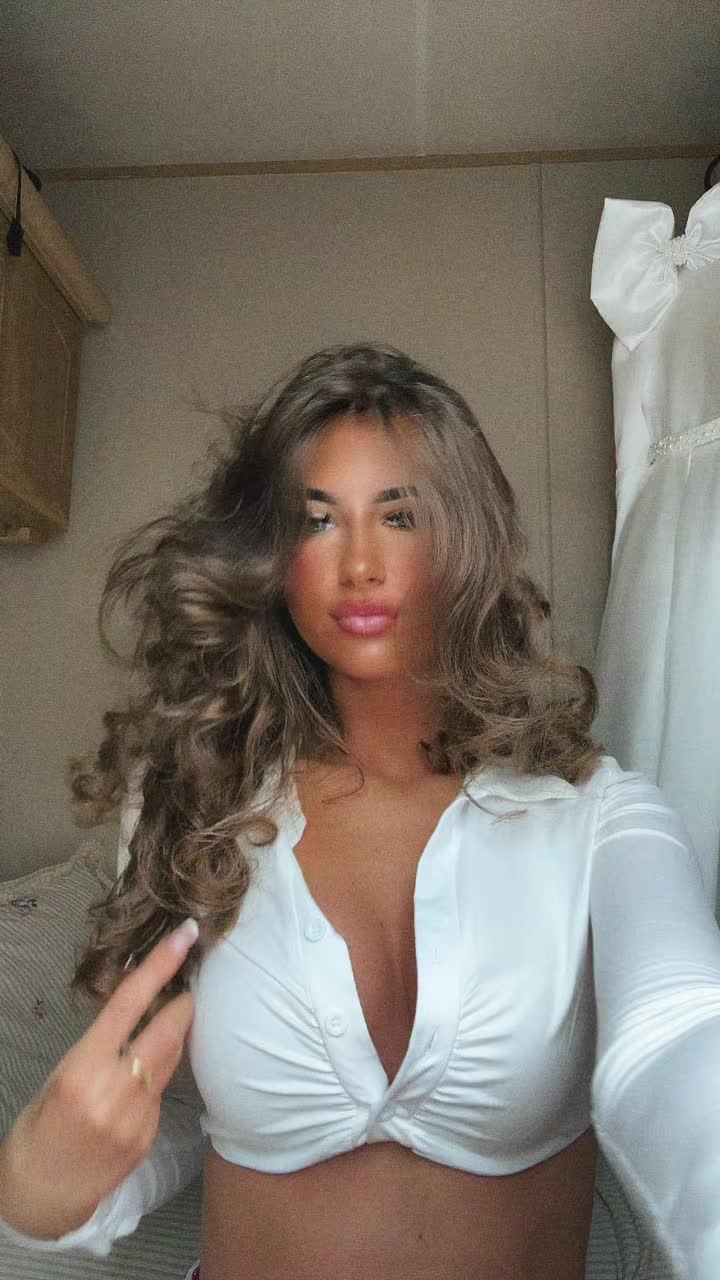 @PAULINE DELANEY
