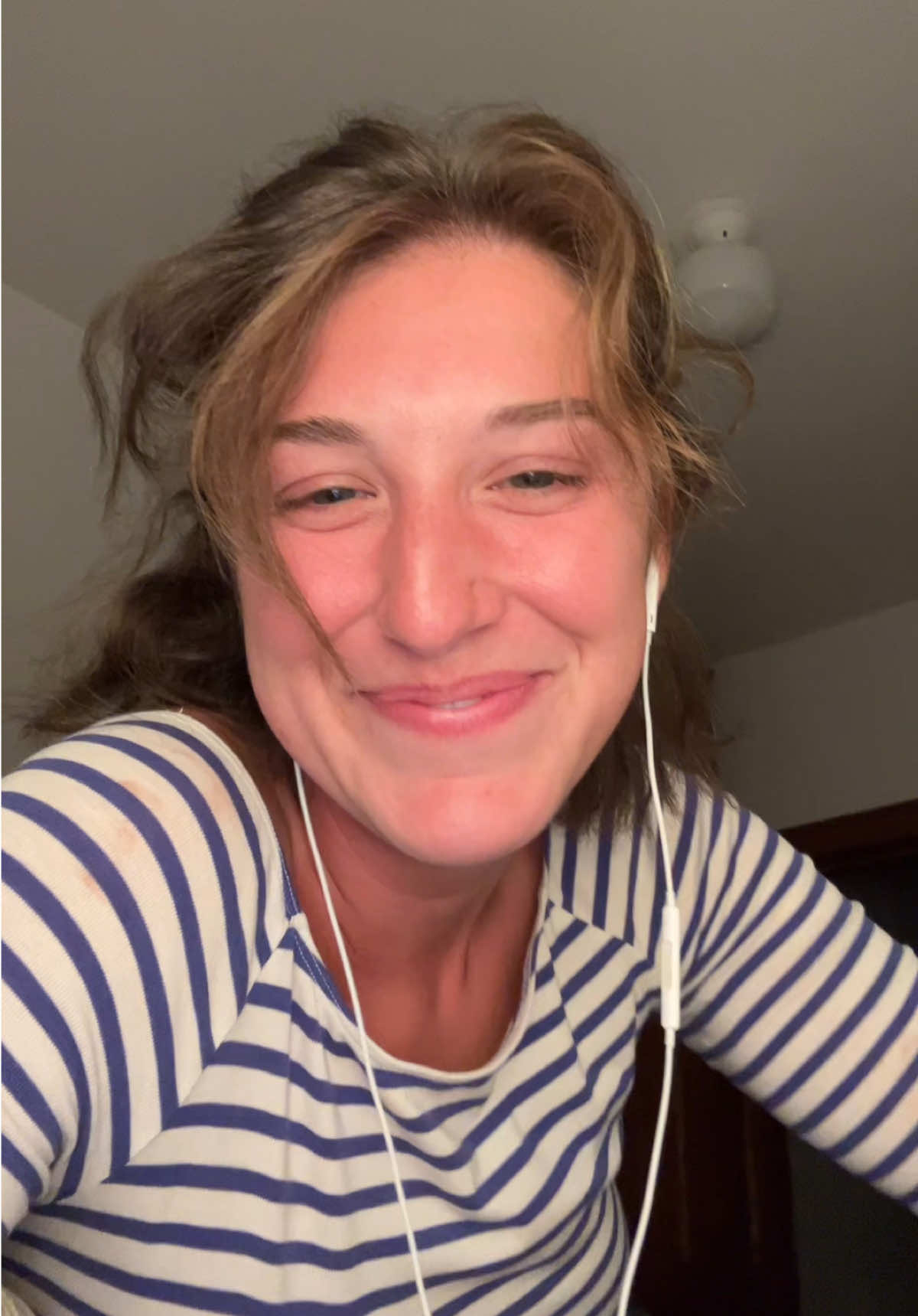 @caraleighclinton