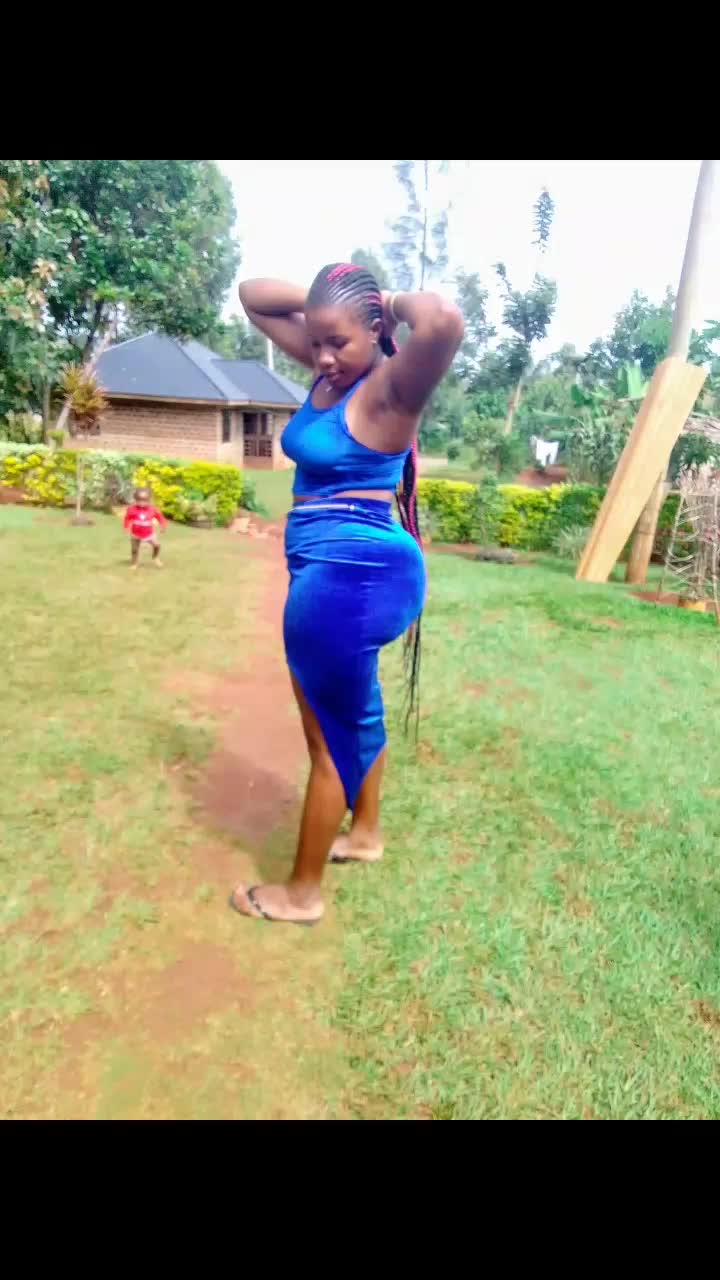 @thee2542