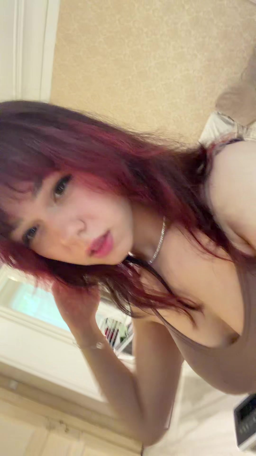 @v.lisa
