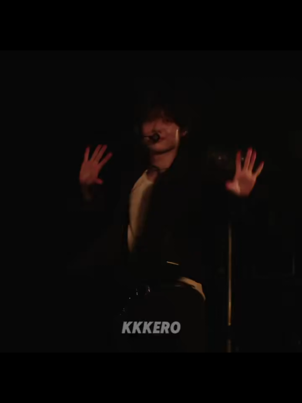 @۟