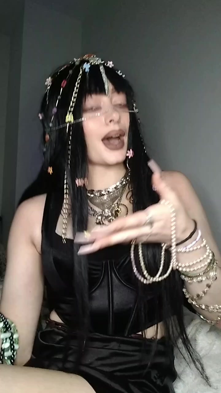@Jazlyncrayz