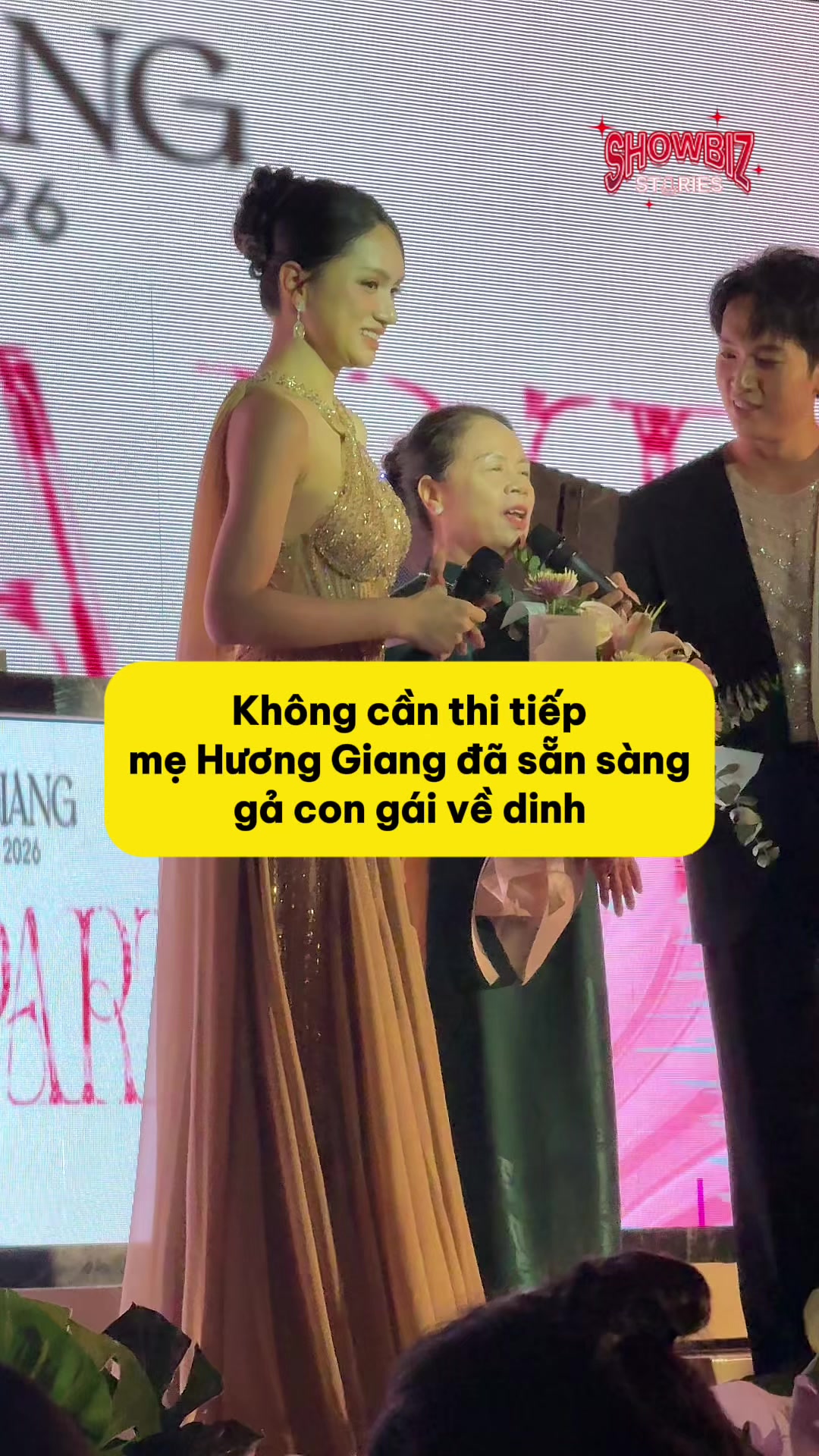 @Showbiz Stories