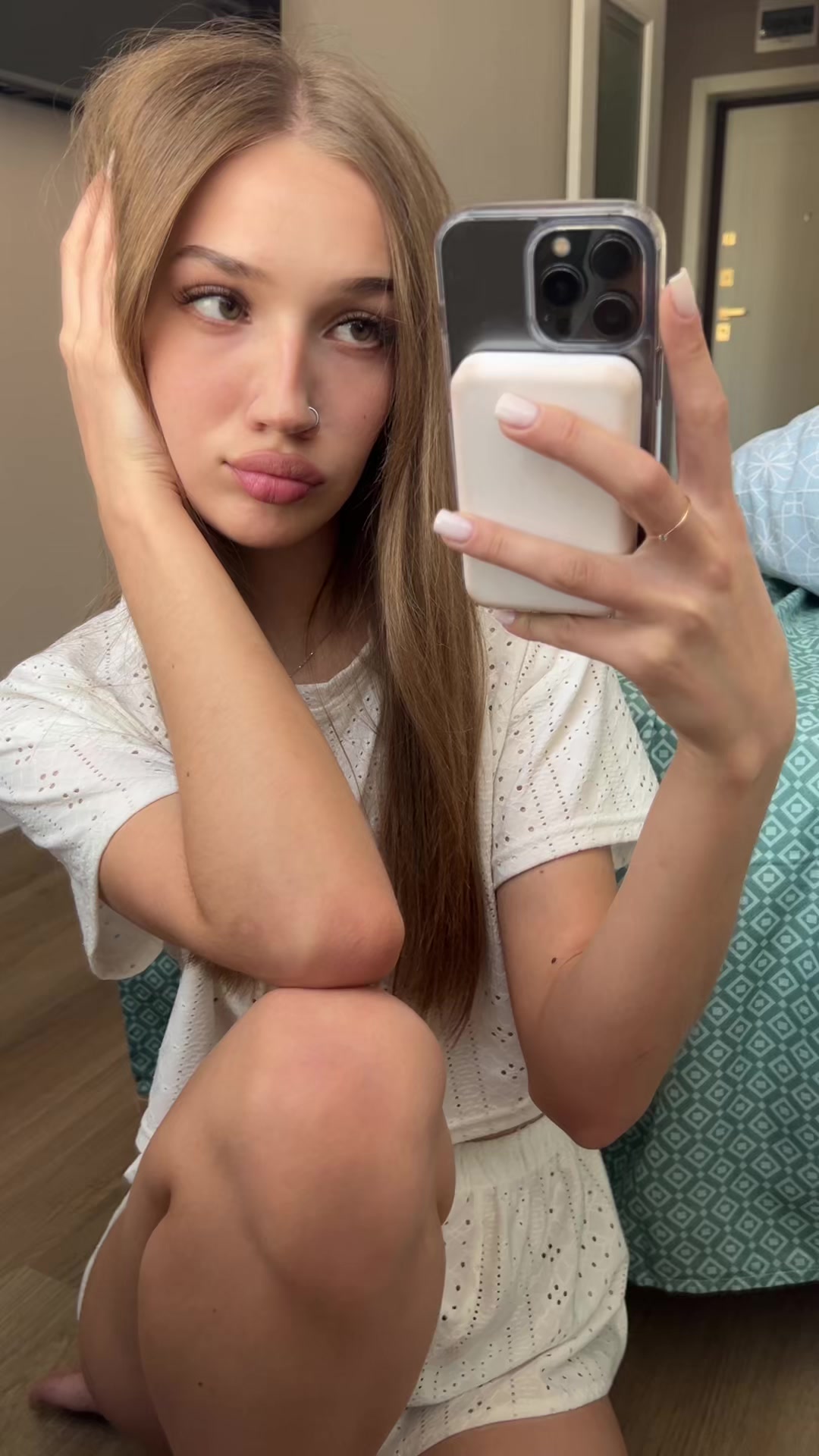 @соня я
