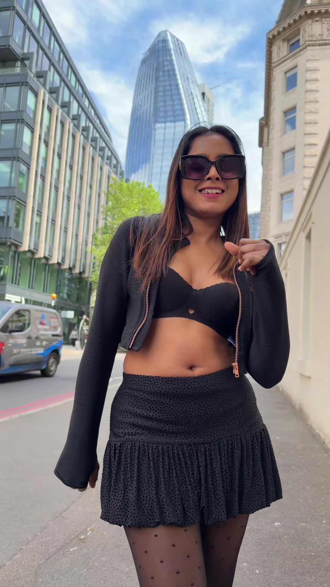 @Shani Vidnika 🇱🇰🇬🇧