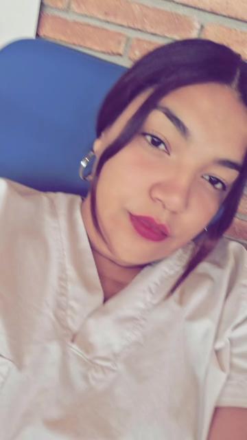 @Fabiana💫🖤