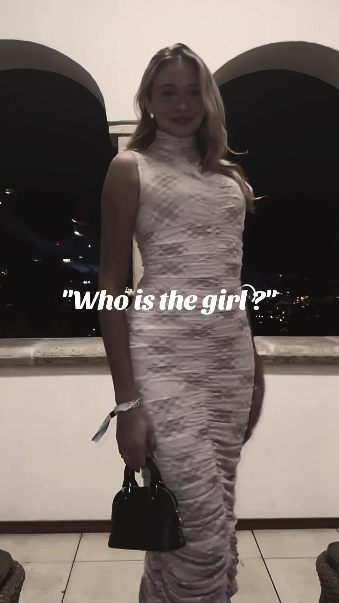 @🍸