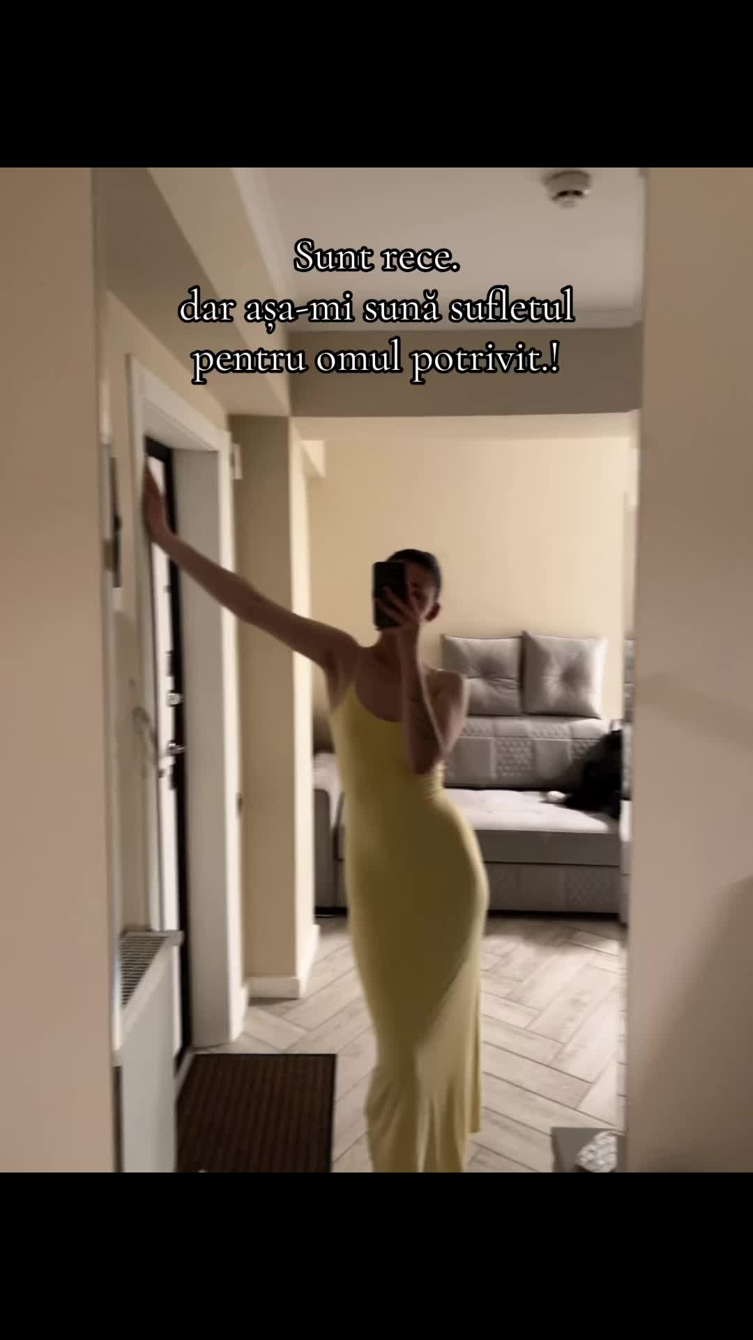 @𝓡.🦦