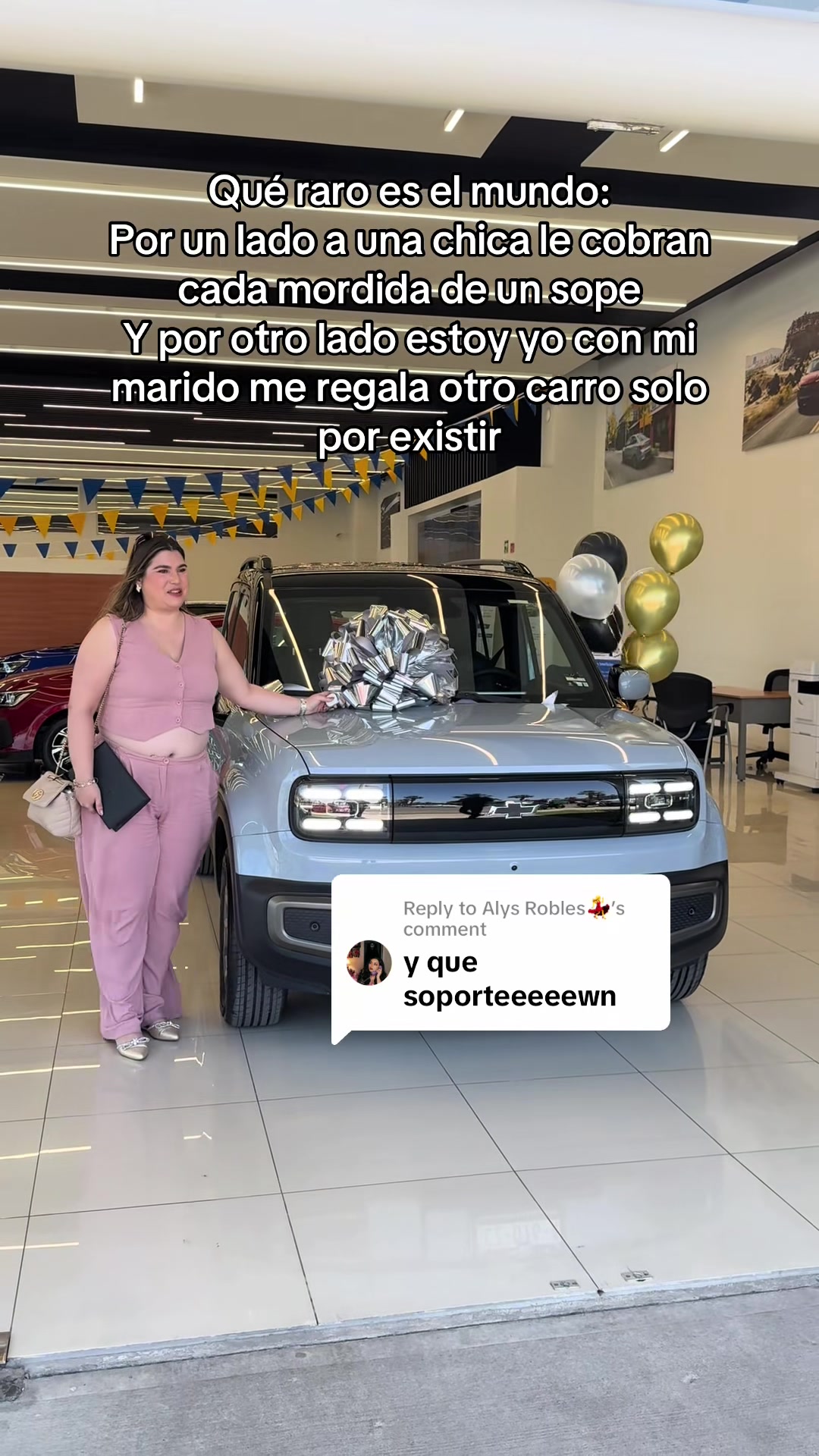 @TJKarolyn | Plus Size Model