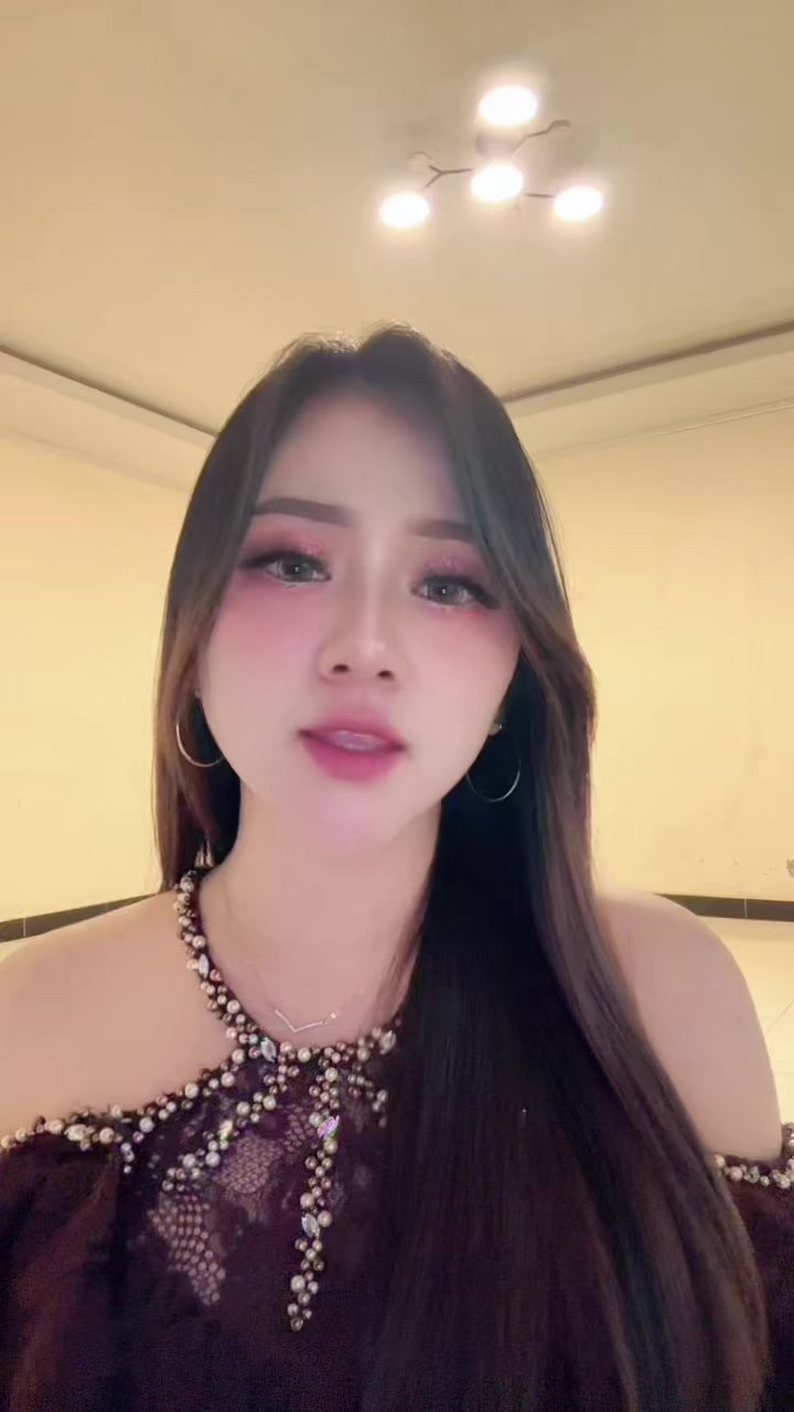 @Tiaralintang_