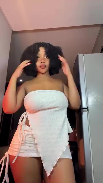 @Curlly_crystallz