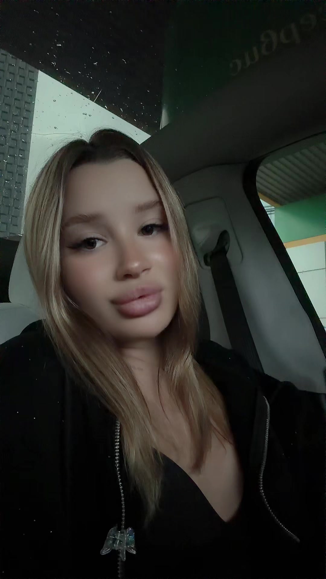 @Ylyanaa19