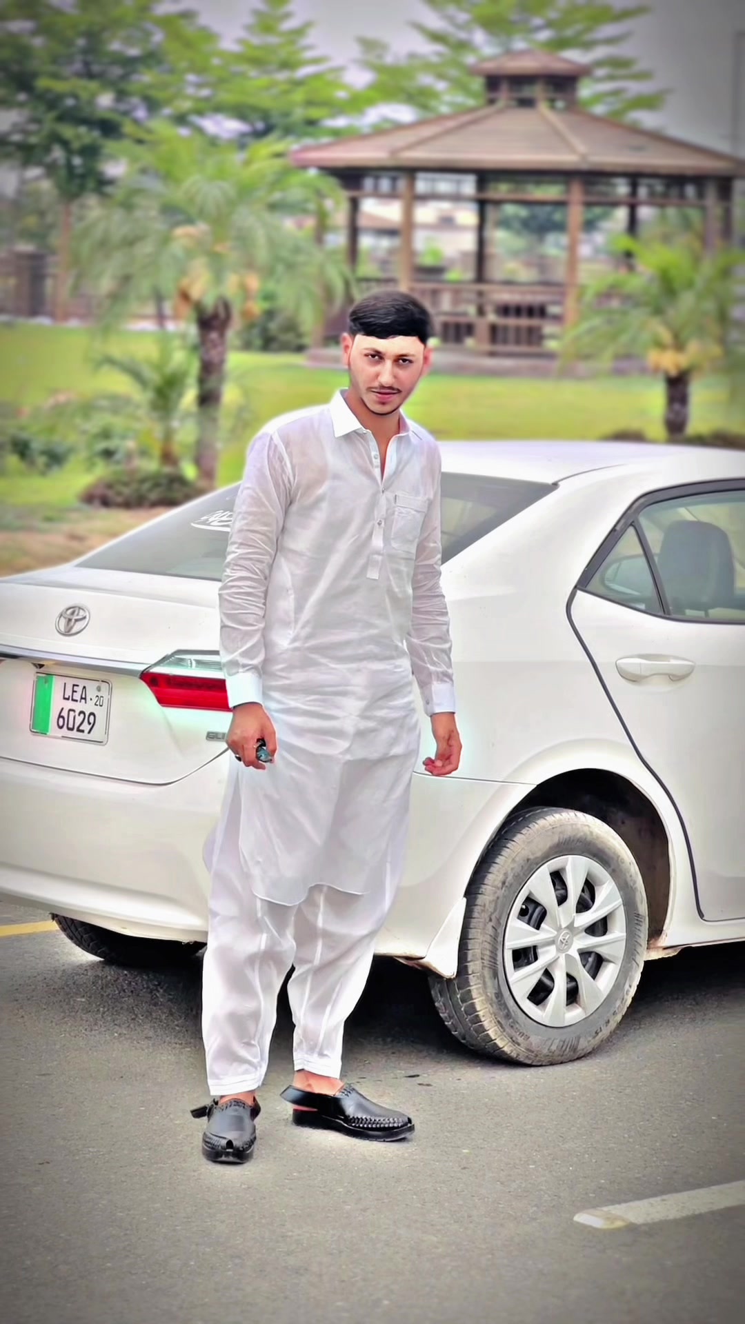 @🏴&zwj;☠️بٹ بادشاہ🏴&zwj;☠️