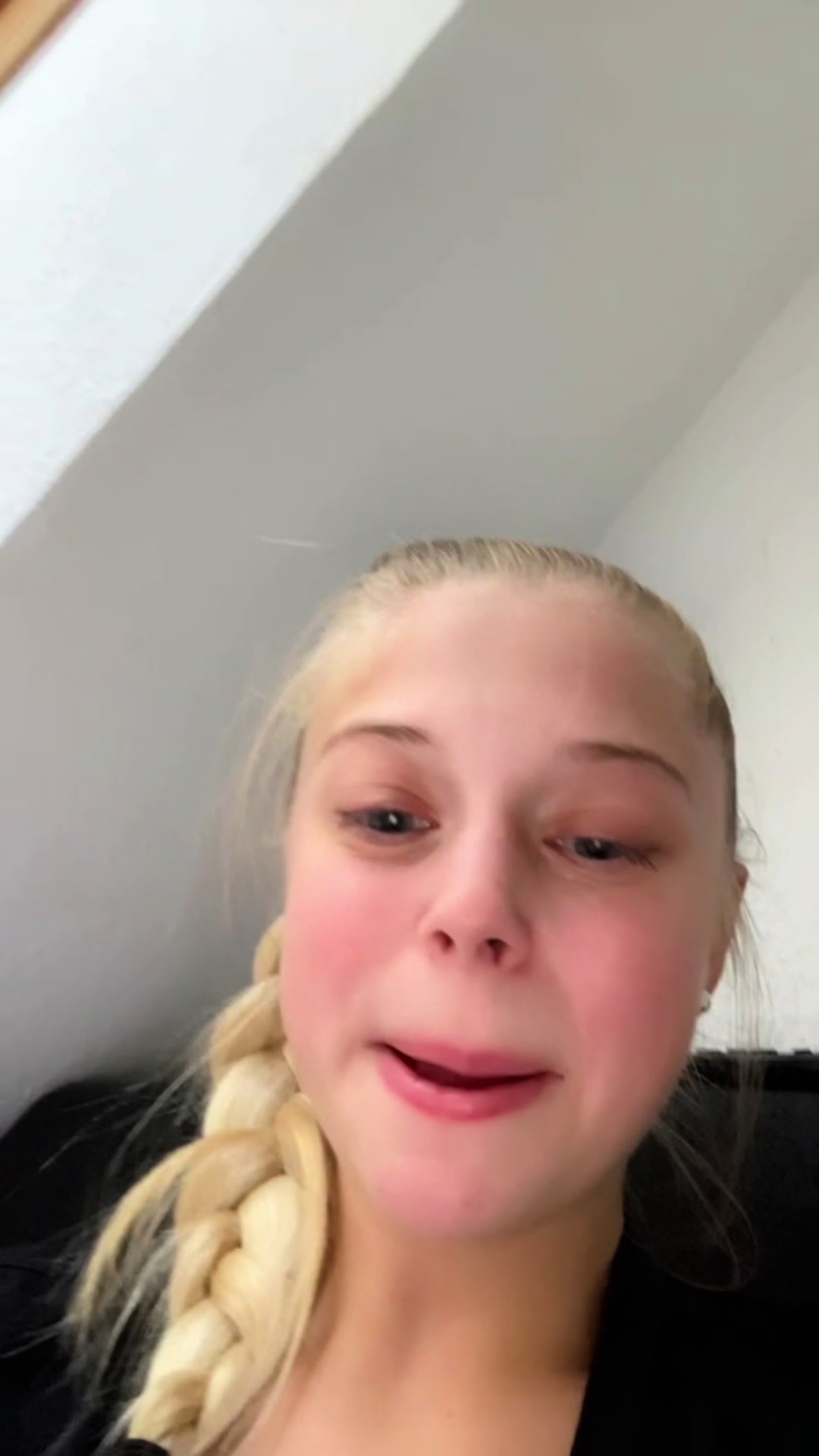 @Vivien