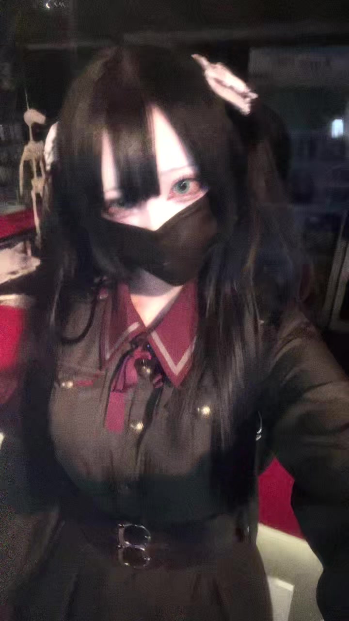 @しおしおにゃん