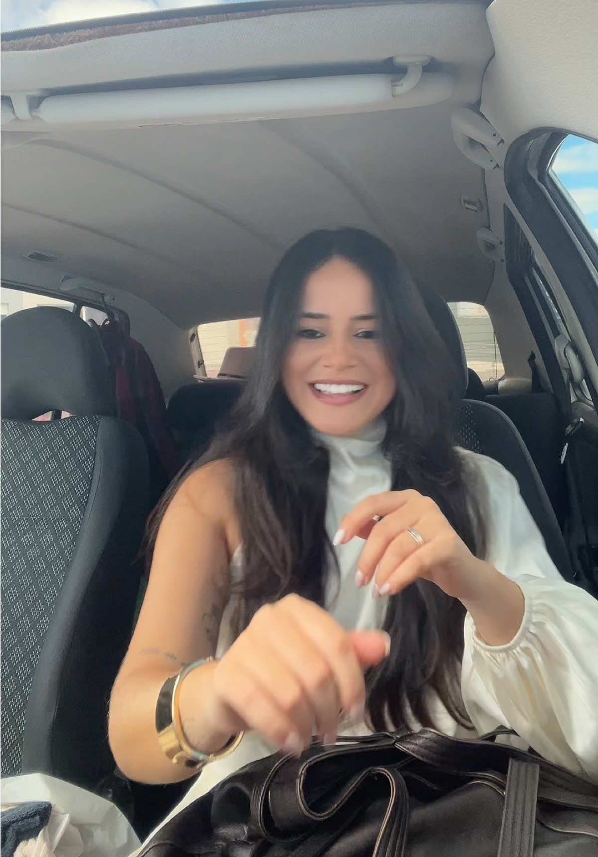 @Renata Lary 🪩