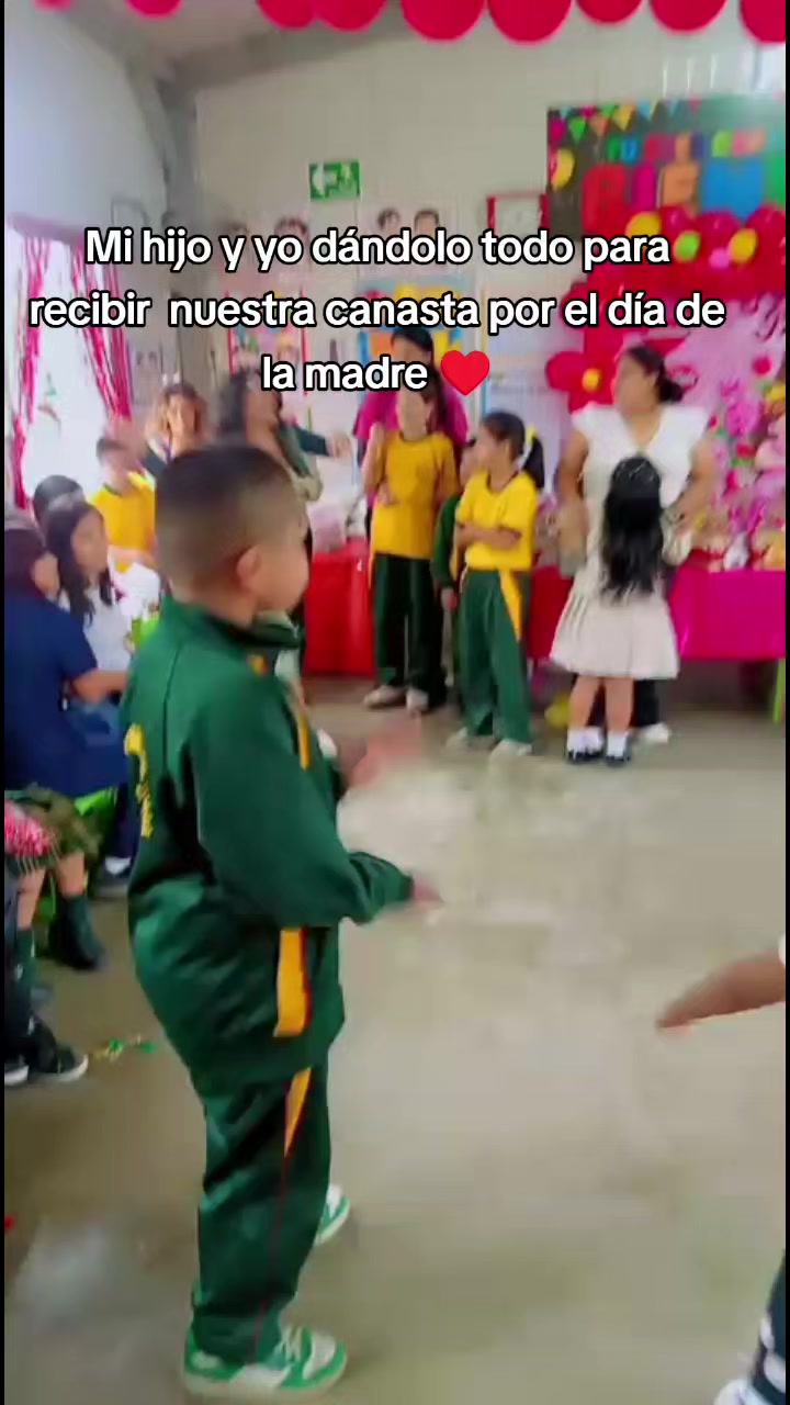 @MELO DE LEÓN 👑🦁
