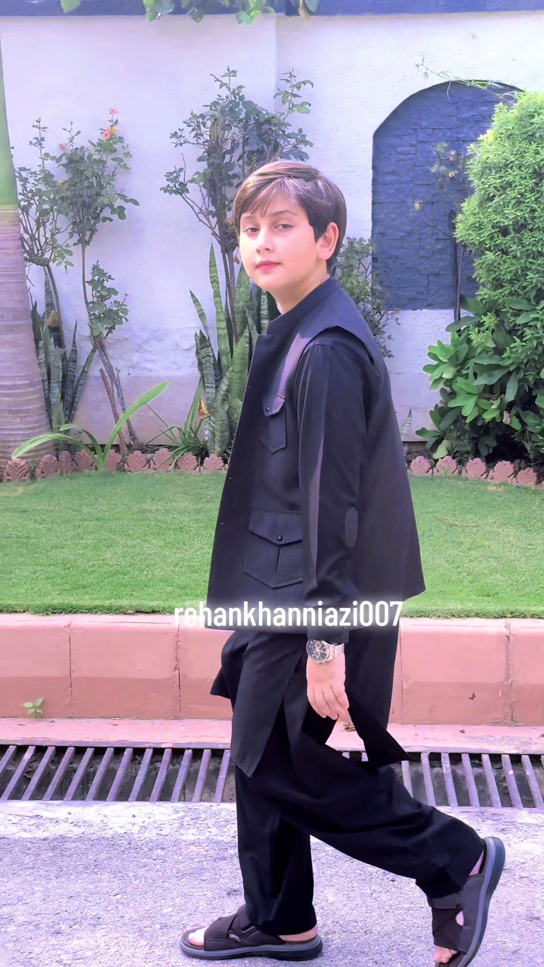 @Rehan Khan Niazi