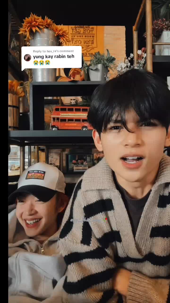 @@astonverse 🌍🧡