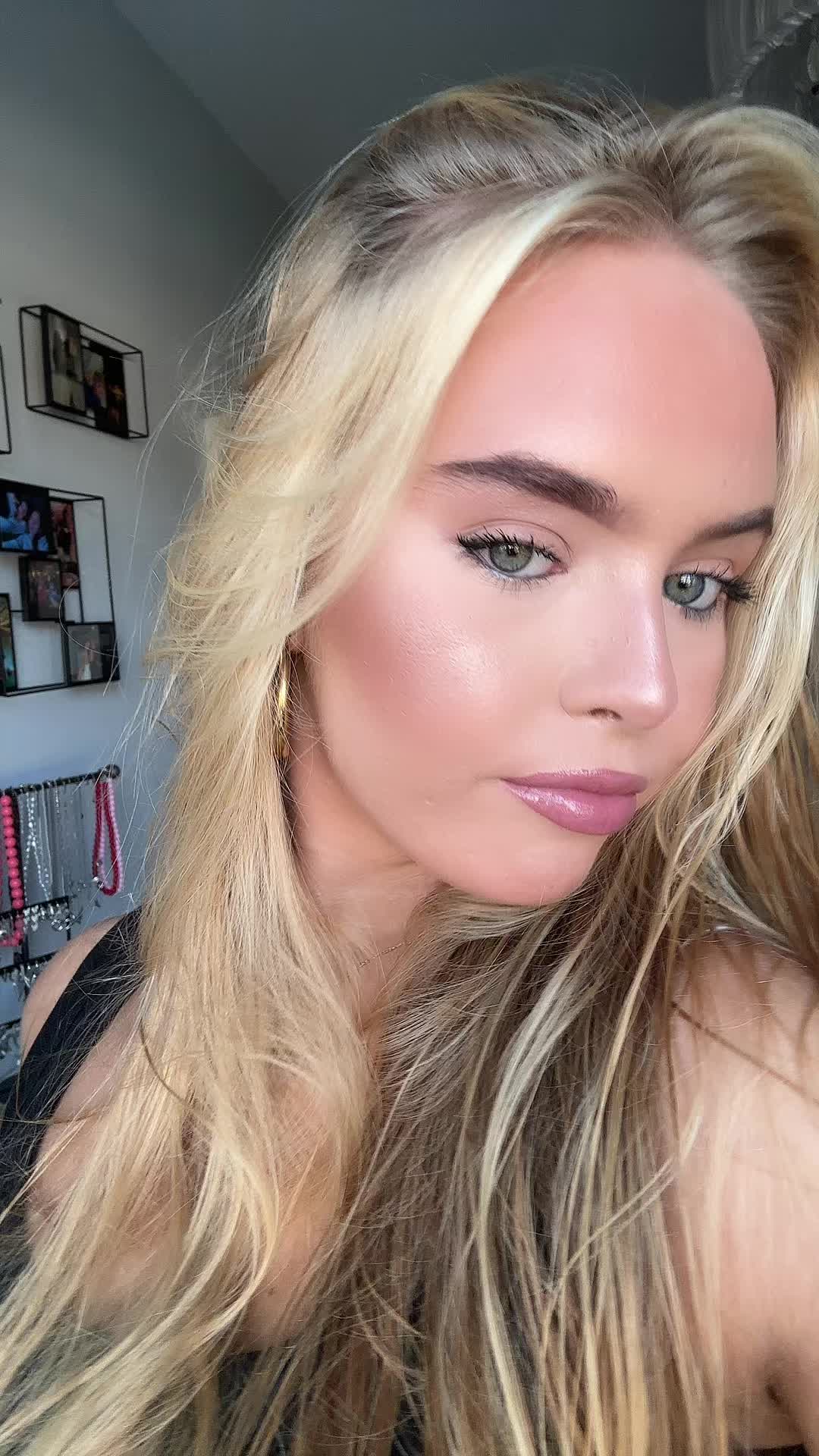 @simoneesmee