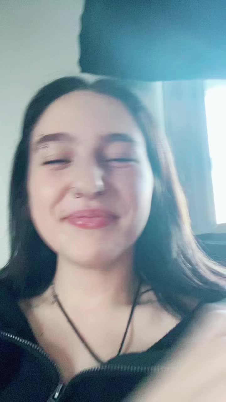 @gabby<3.