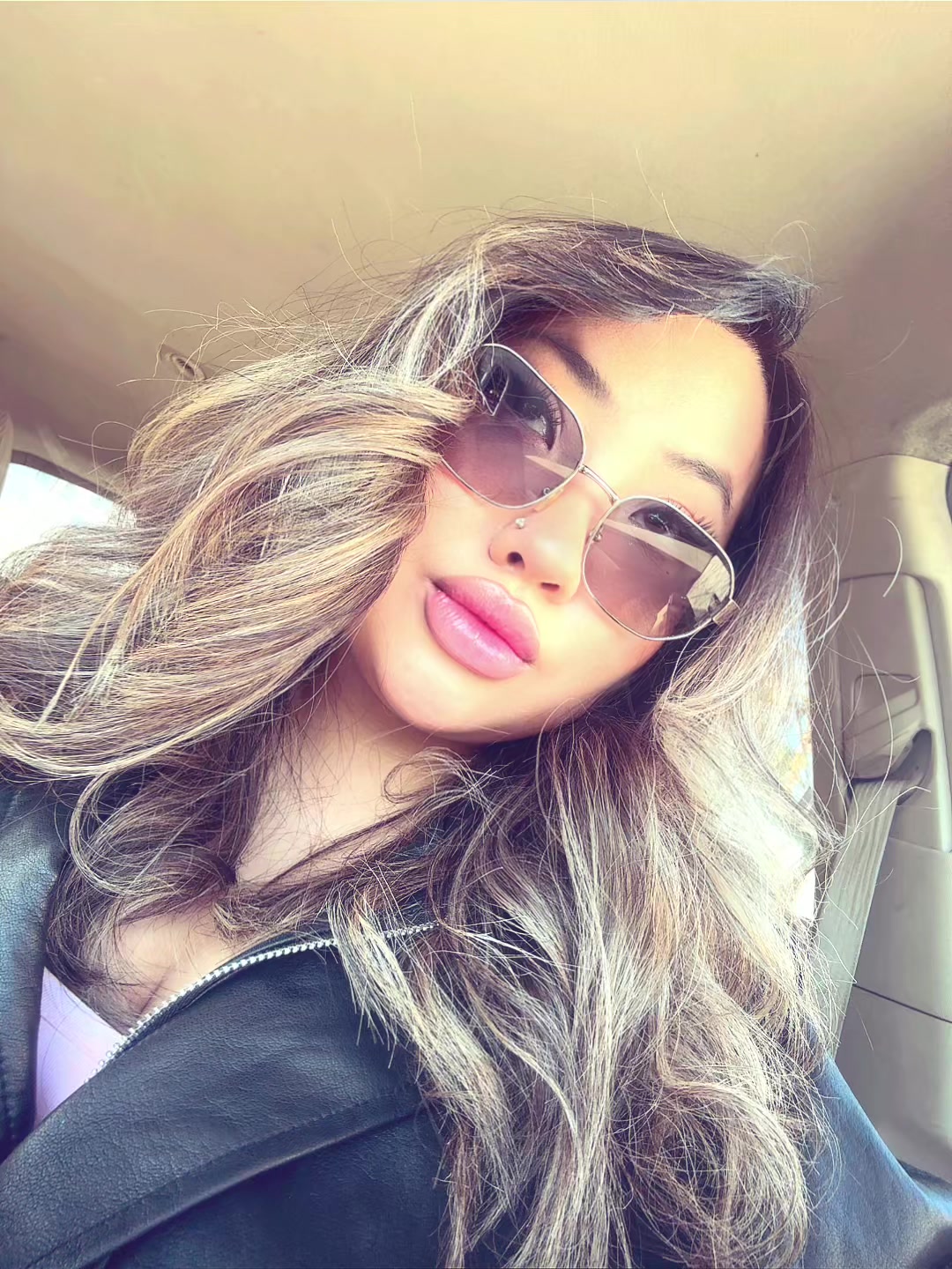 @Kmkris_