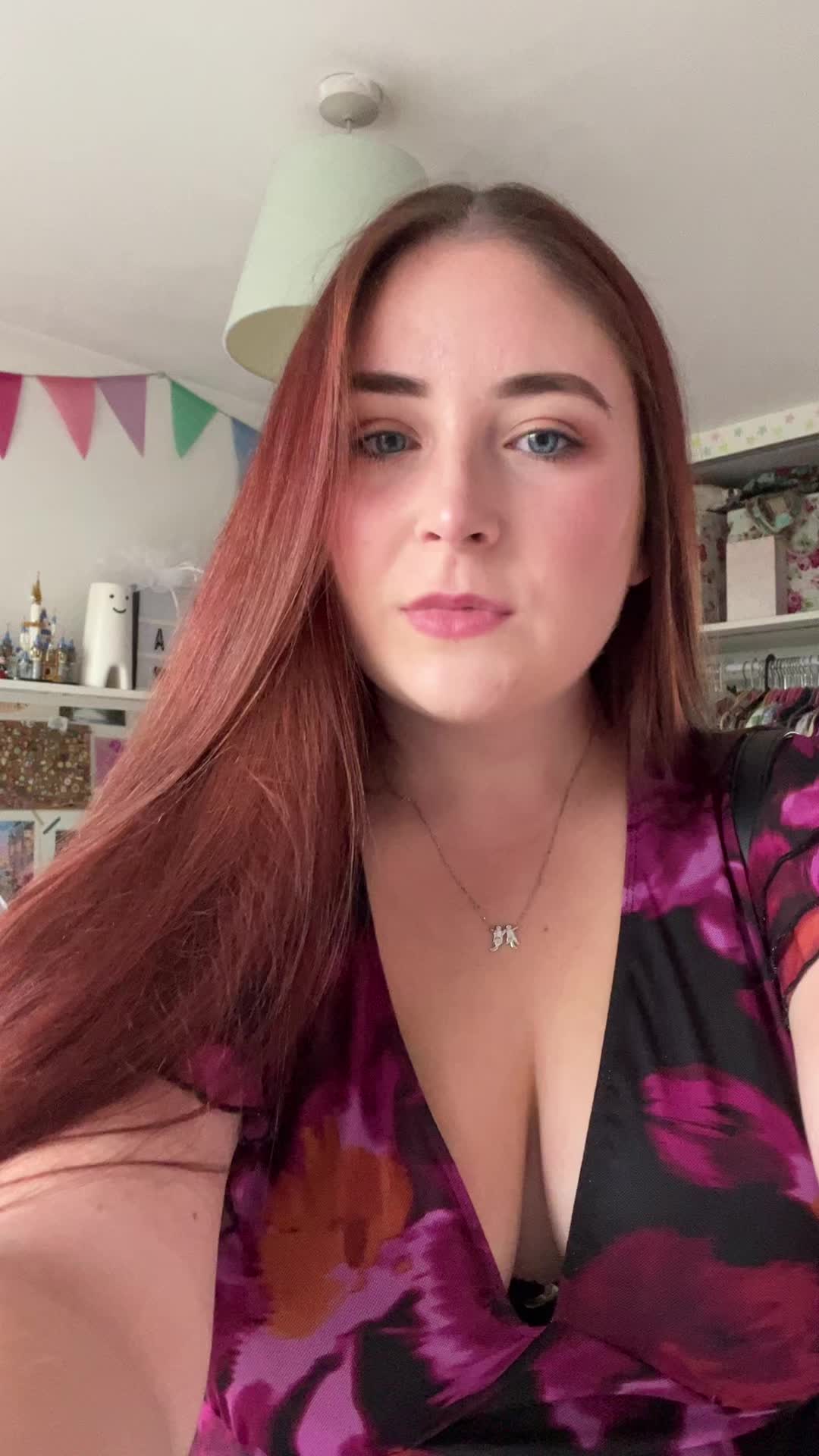 @em🦦