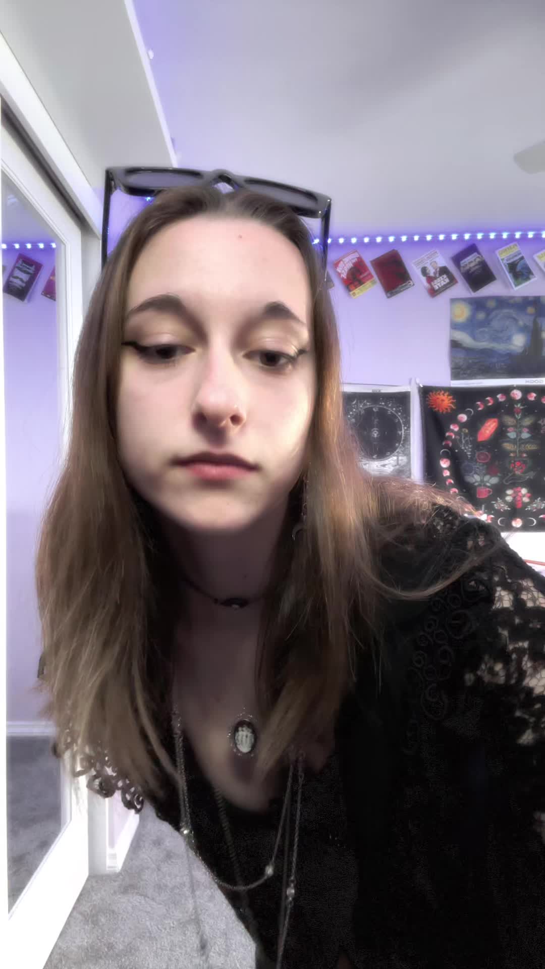 @💀