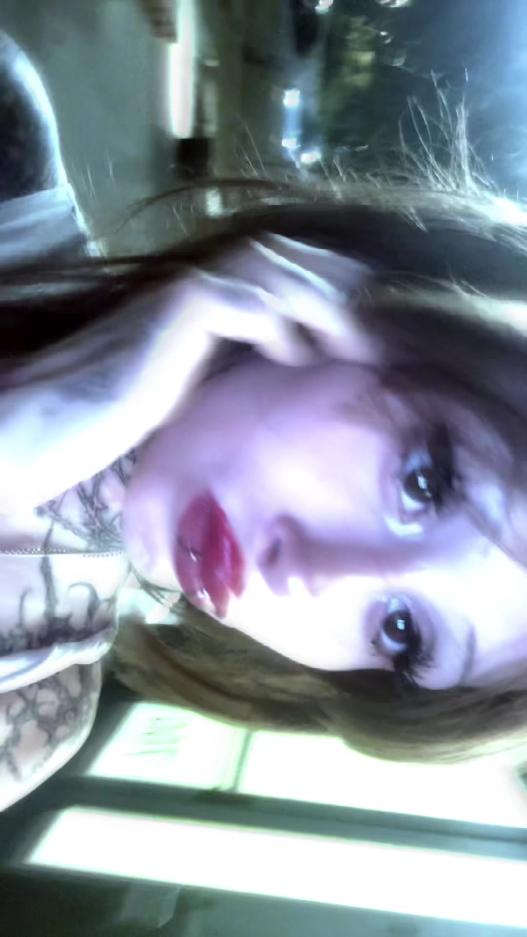 @zommmbri