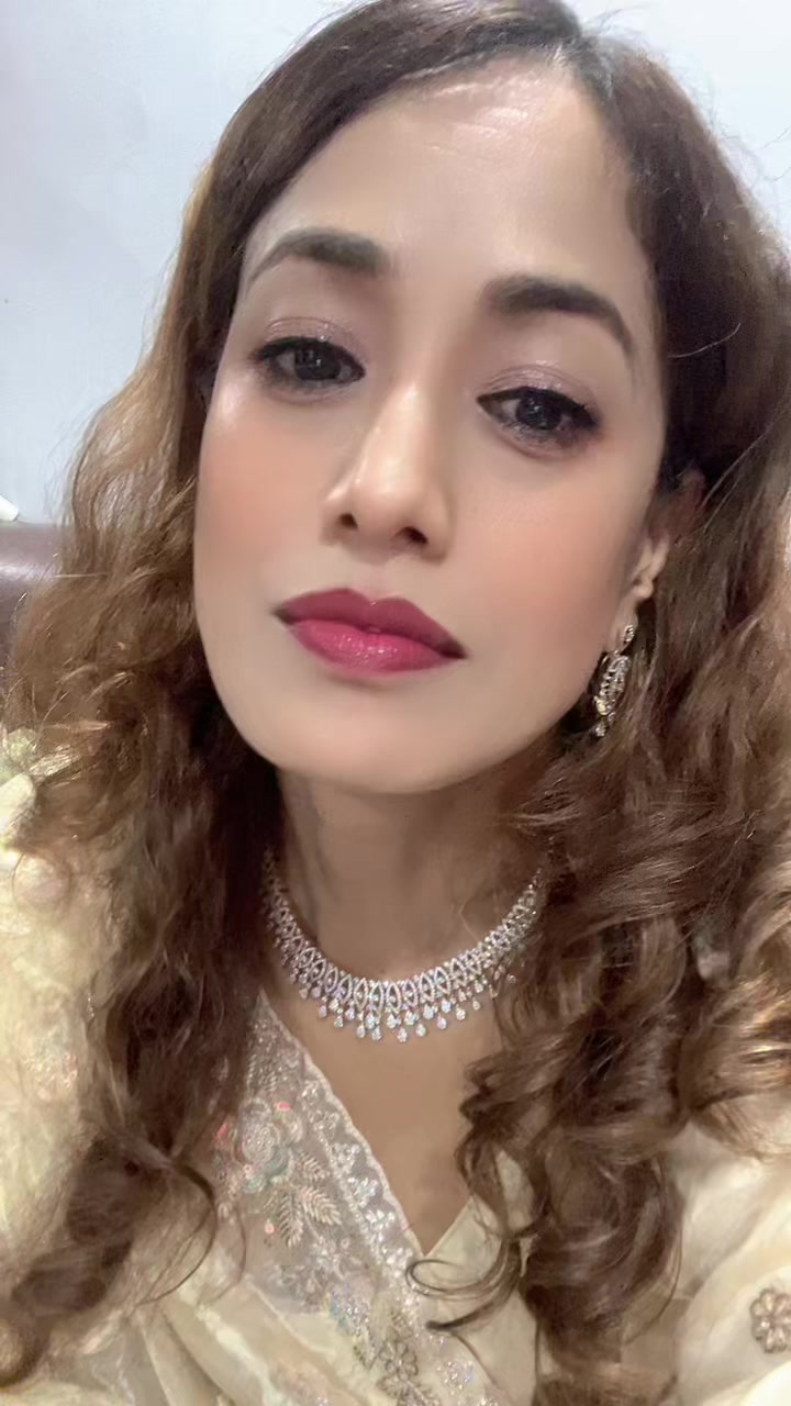 @Sthashashi