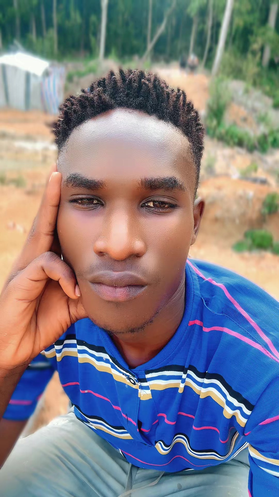 @Bruce Ahebwa.243🇺🇬🇨🇩