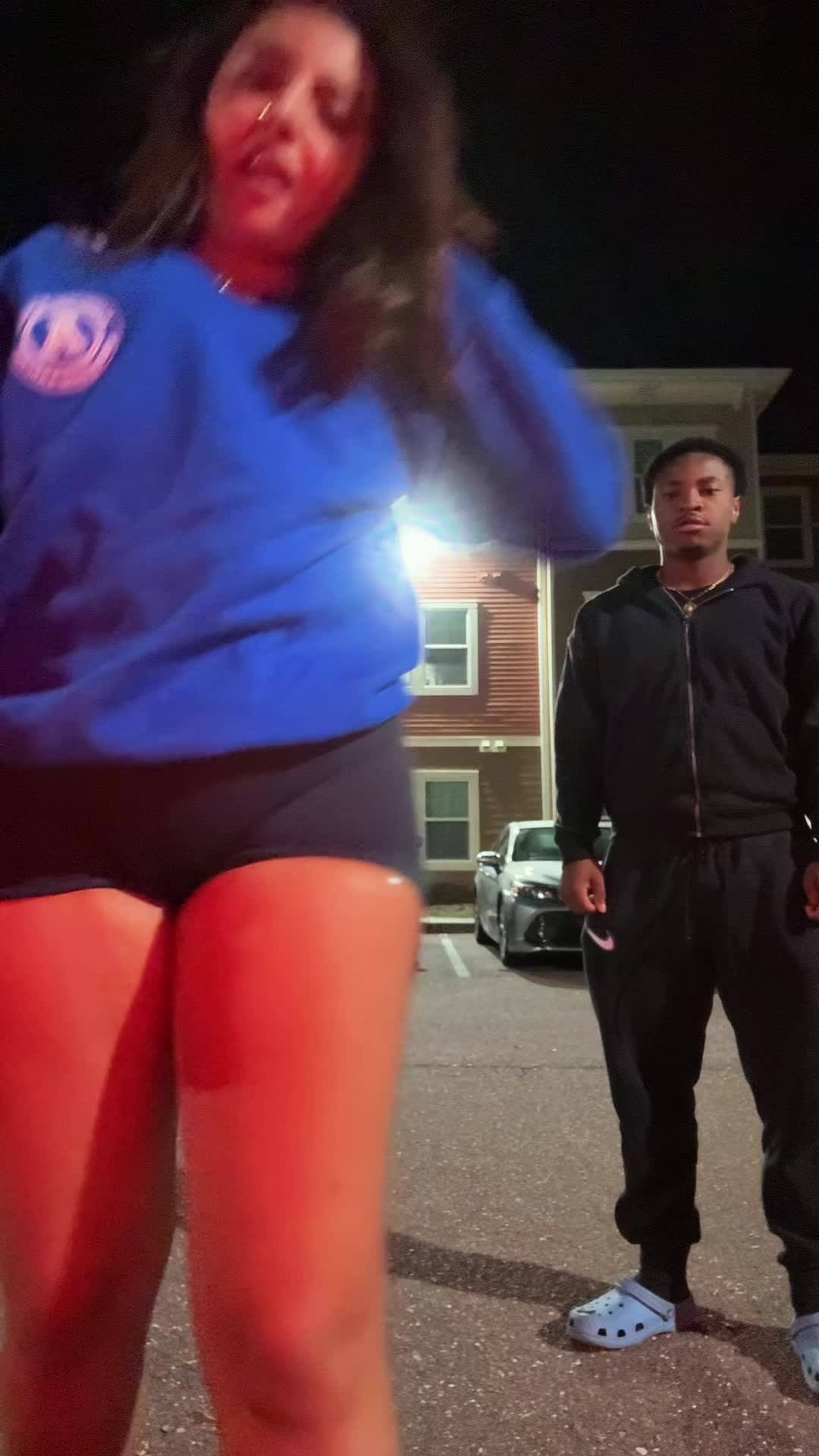 @￴￴