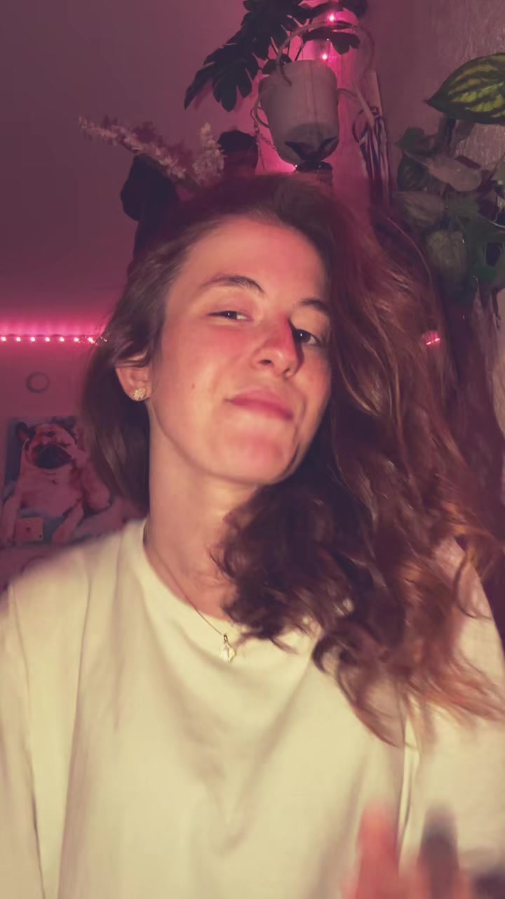 @queen_79_