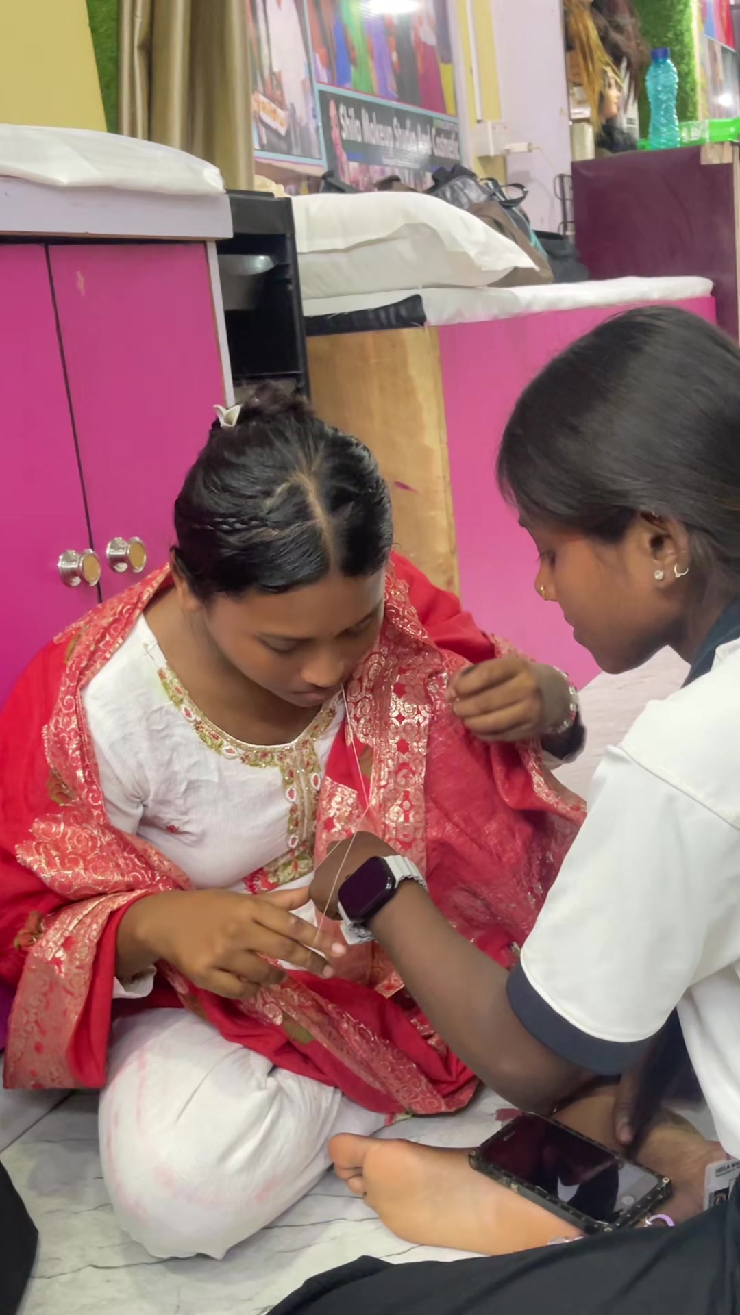 @Shila--makeup studio parasi